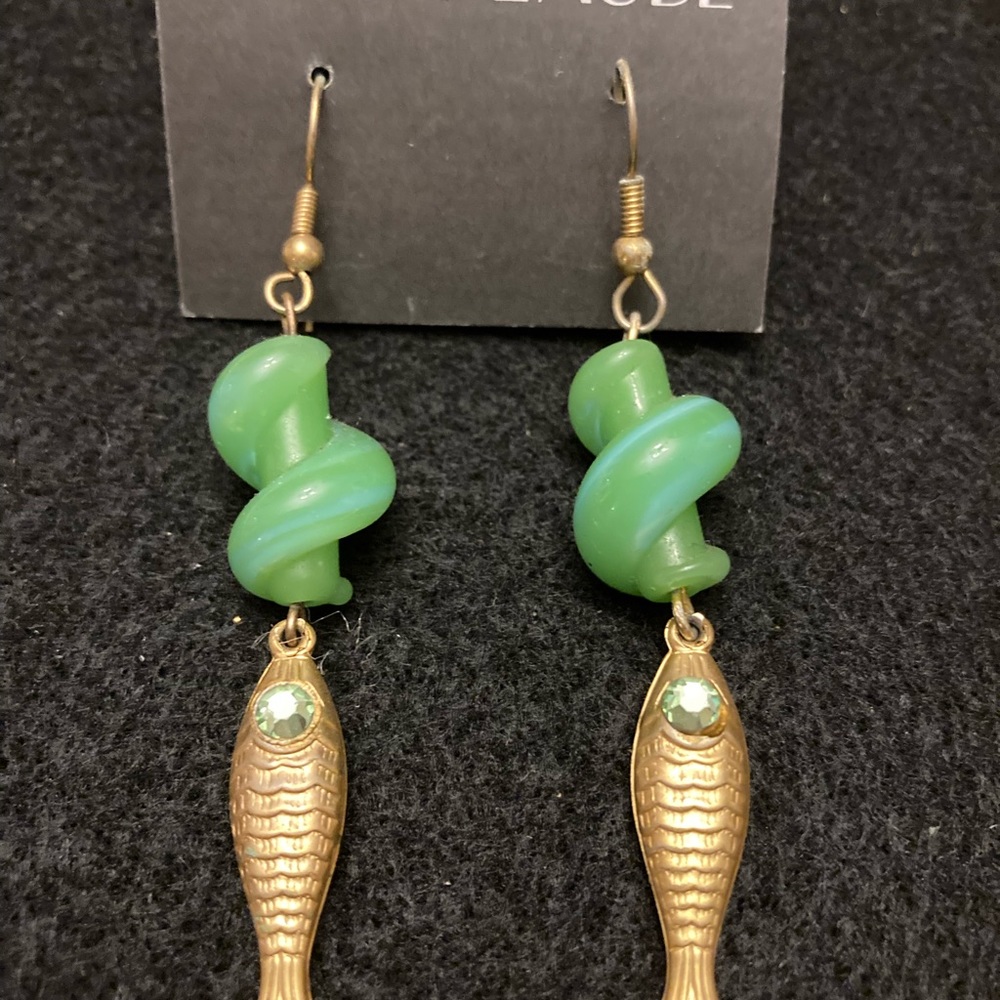“Swishing Fishies” Earrings w/Blown Glass beads